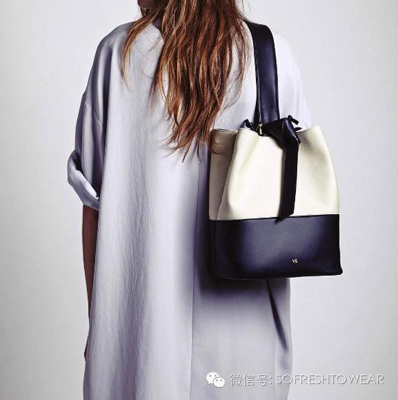 傲娇|老子背的这只包，谁敢说它不时髦