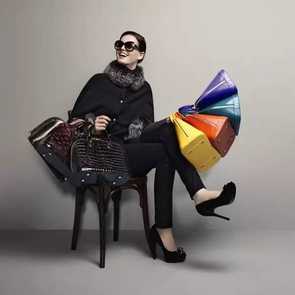 明星同款lv包,女明星lv水桶包