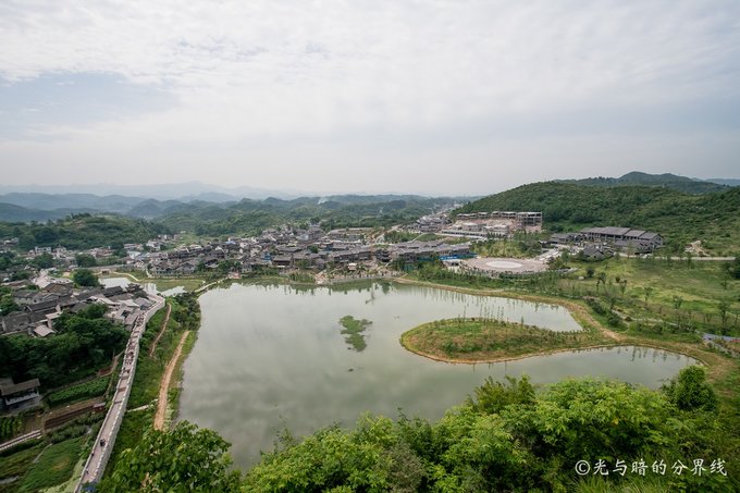 黄果树西江荔波镇远5日游多少钱,贵州小七孔黄果树千户苗寨三日游