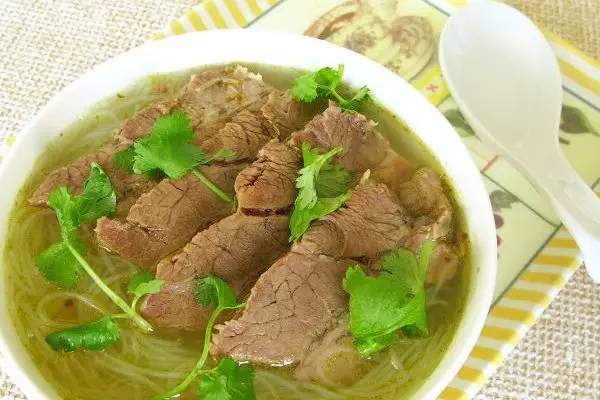 上海滩最有名的美食 (上海滩的特色美食)