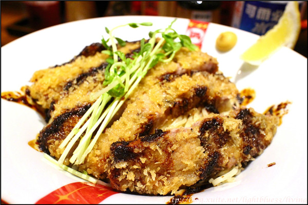 ラーメン凪,Nagi豚骨拉面，猪排配沾面给你消暑超级饱足感