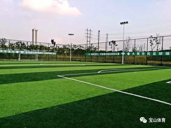 老厂房爆改羽毛球馆,老厂房烂地面改造