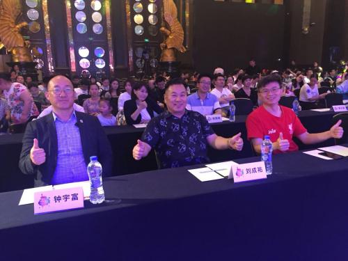 钟宇富率团参展深圳中国孕妇节，广禾堂月子餐等品牌受到孕妈追捧