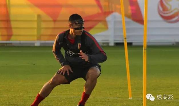 卡塔尔3个点球有没有问题,卡塔尔疑似点球