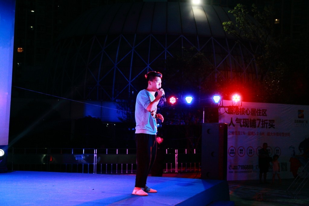 大美临港啤酒节开幕,啤酒狂欢节视频