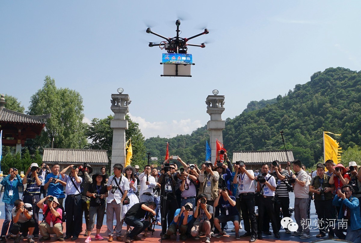 第一次开法拉利感觉贼爽,爽到爆第一次的高空跳伞体验