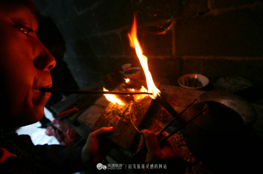 边城的写作视角,光线文字素材