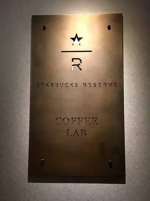 路牌带我抵达这里，而不是谷歌、百度、高德地图｜群分享