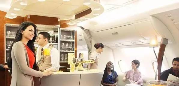 买机票为什么要等航空公司确认,订机票有选大航空公司的必要吗