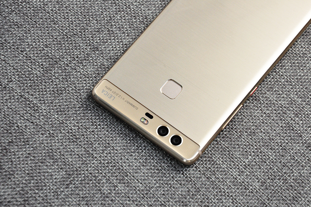 荣耀v8救砖,王者荣耀v8掉下来如何回去