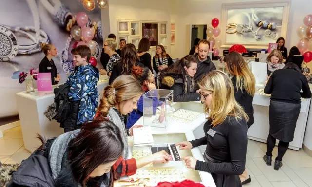 pandora金镶玉多少钱,pandora经典吊坠