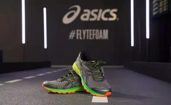 asics跑鞋最新发布,asics顶级跑鞋