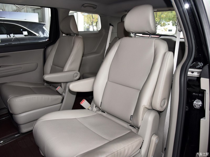 十万左右的七座车有哪些好推荐,30万左右7座商务车排行榜前十名