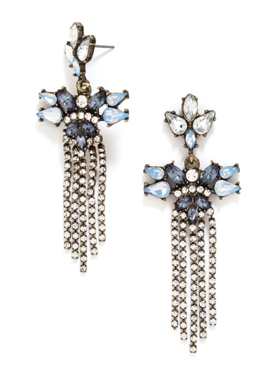 有这几件时尚单品就够了,清爽感扑面而来的蓝色单品