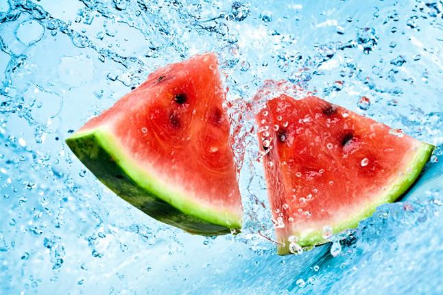 祈求上天和太阳肩并肩,上天和太阳肩并肩什么意思