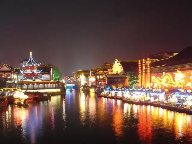 去南京必吃十大美食街有哪些,南京最值得去的美食街