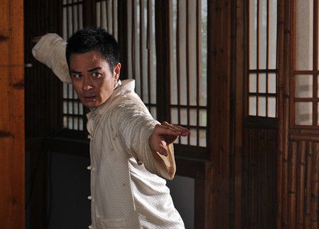 富二代挑衅科学家,富二代挑衅拳击手被打趴下