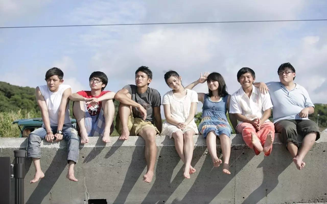 离别十首催人泪下歌曲,华语歌坛最经典的离别歌曲十首