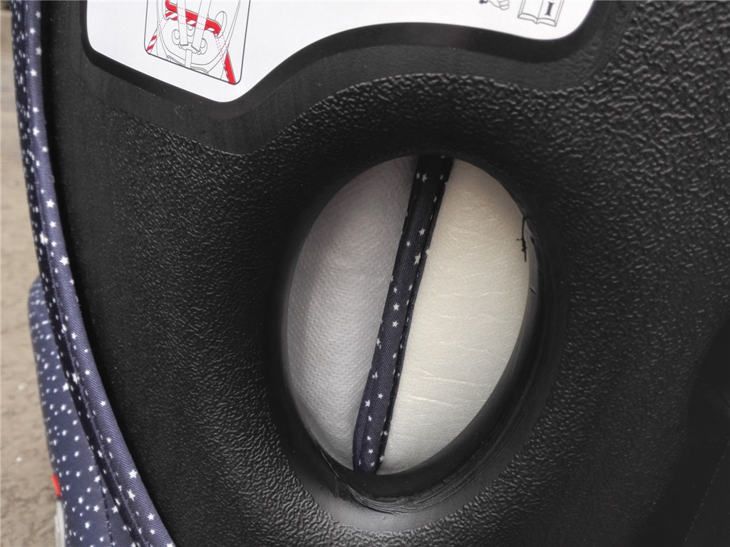 儿童安全座椅安装视频,儿童安全座椅装哪个位置