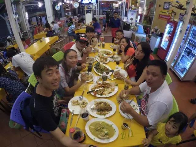 带上小蚁运动相机游泰国（二）普吉岛的沙滩美食和人妖