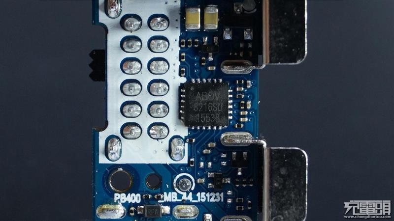 小米55瓦无线充电器拆解视频,小米车载充电器100w拆解