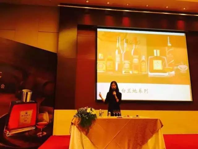 简单的居家调酒技巧有哪些,几款简单易上手的鸡尾酒做法