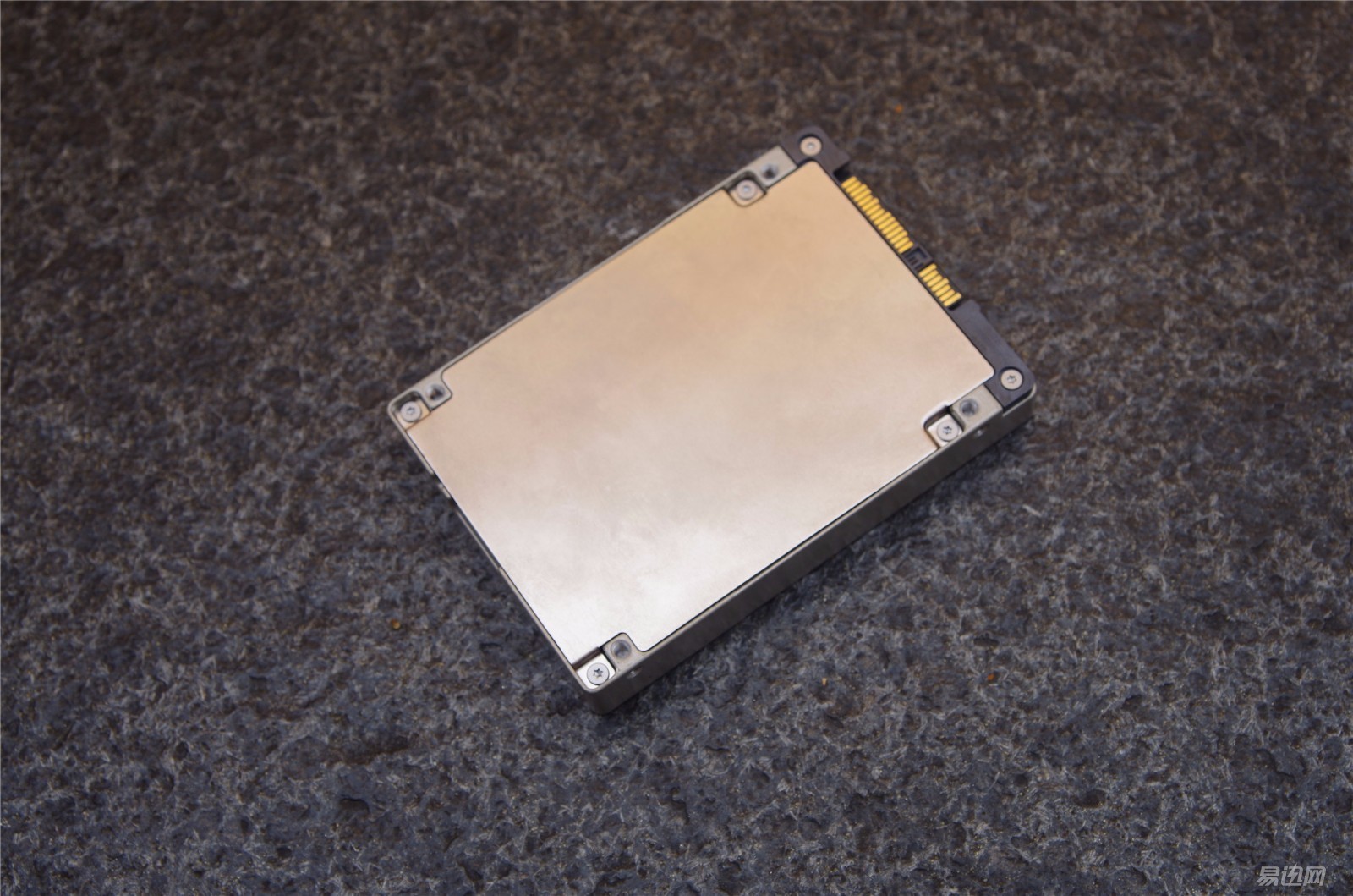 希捷的ssd怎么那么便宜,希捷固态硬盘好吗值得买吗