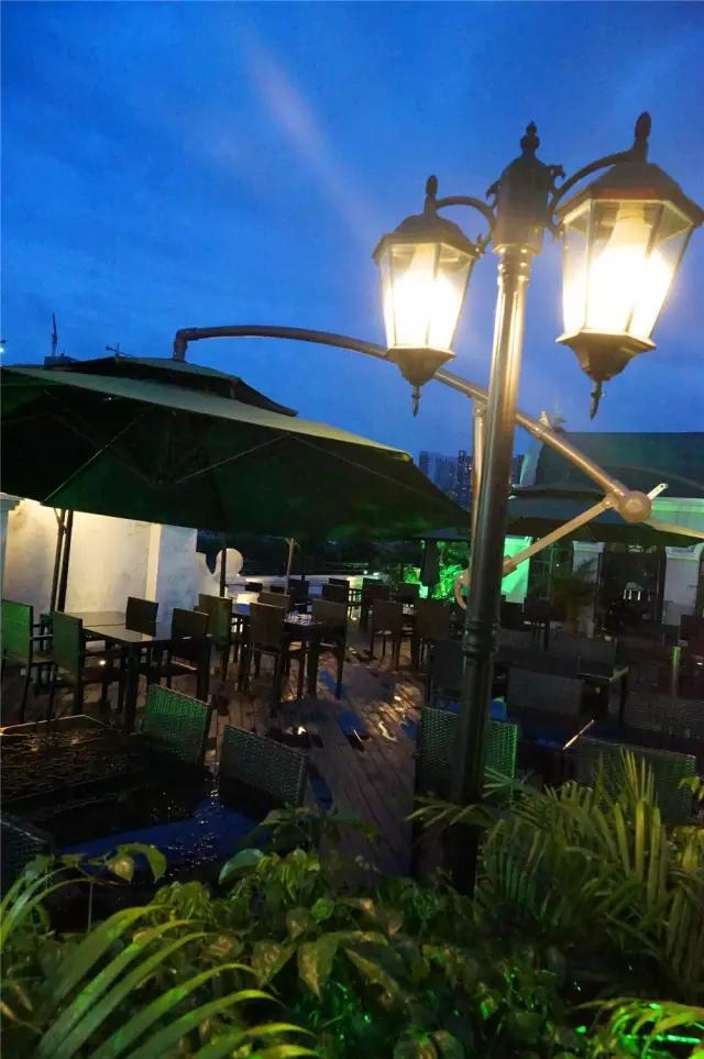 吃个饭感觉去了新加坡，在佛山我只服星州大椰！