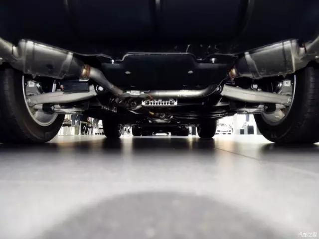 保时捷买素车,保时捷macan素车多少钱