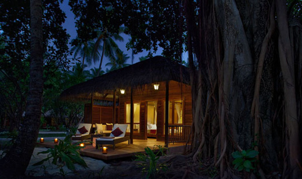 美佳航空的飞机,马代库拉玛蒂kuramathi价格