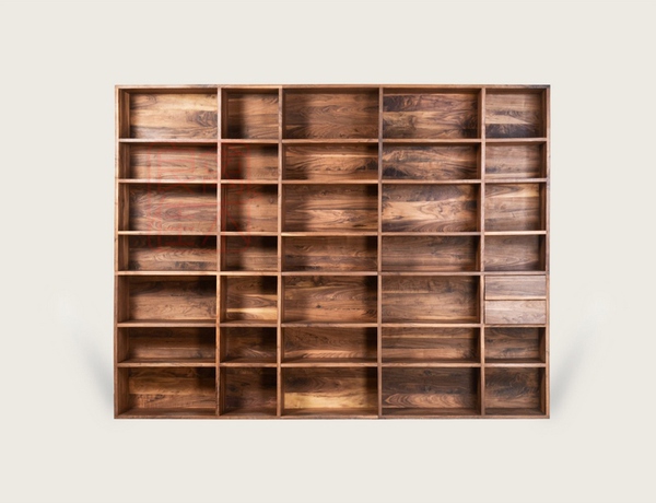 橡木实木柜子定制多少钱一平方,墙壁实木书柜定制多少钱