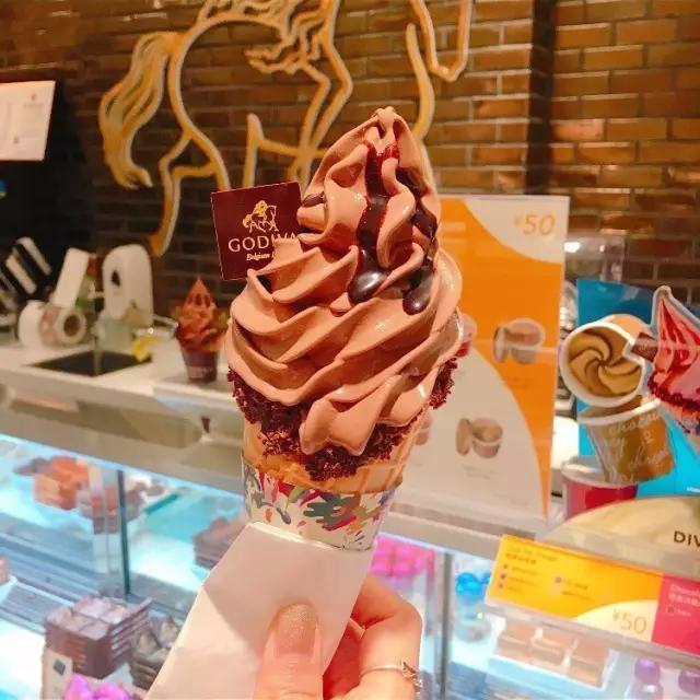 测网红冰淇淋,网红冰淇淋和经典冰淇淋