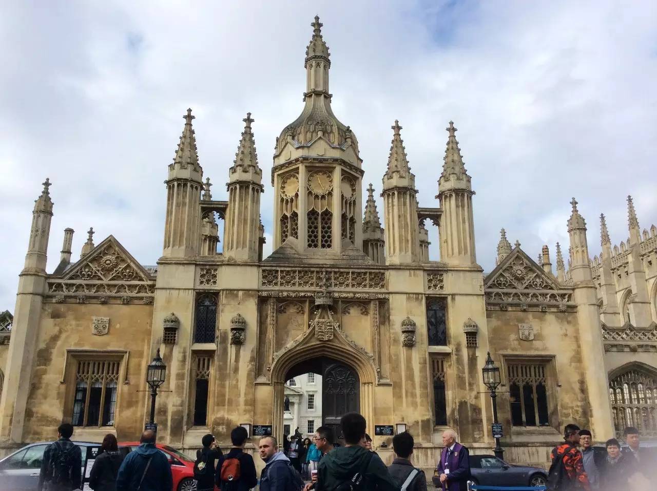 Yolanda师姐访谈-在腐国做旅游达人是怎样的一种体验？