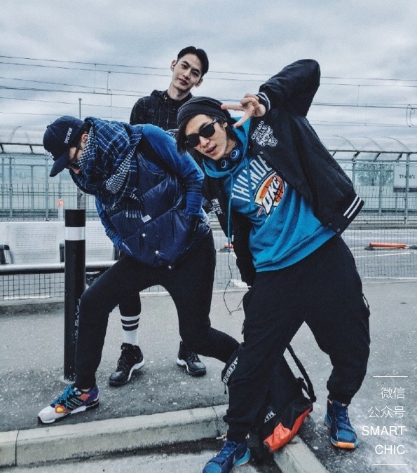 一顶帽子顶一件衣服,一顶帽子瞬间显时尚