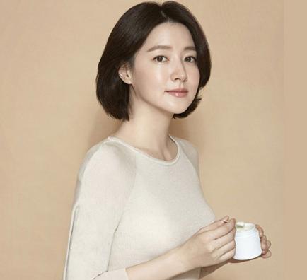 美容引起皮肤过敏怎么办,美容院干敏皮肤如何护理