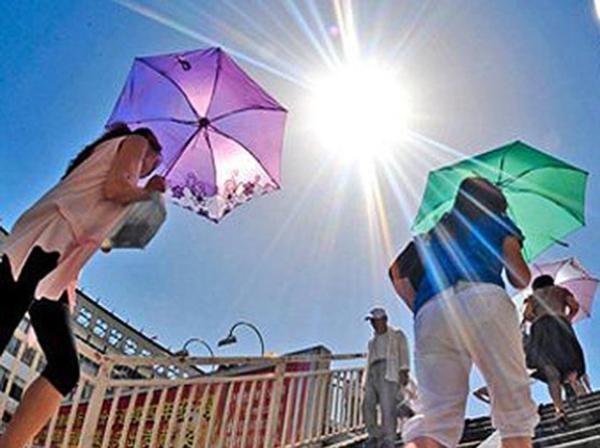 夏季预防中暑的十大食疗方法,夏季如何预防中暑和急救措施