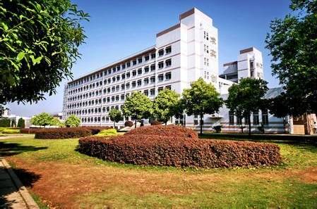 暑假别乱跑,长沙高校游玩攻略最新