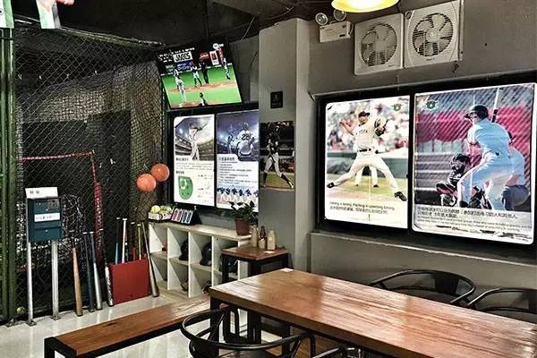 妫掔悆涔掍箵鐞冪窘姣涚悆閮芥湁鐨勮繍鍔ㄩ,妗岀悆瓒崇悆妗屾父