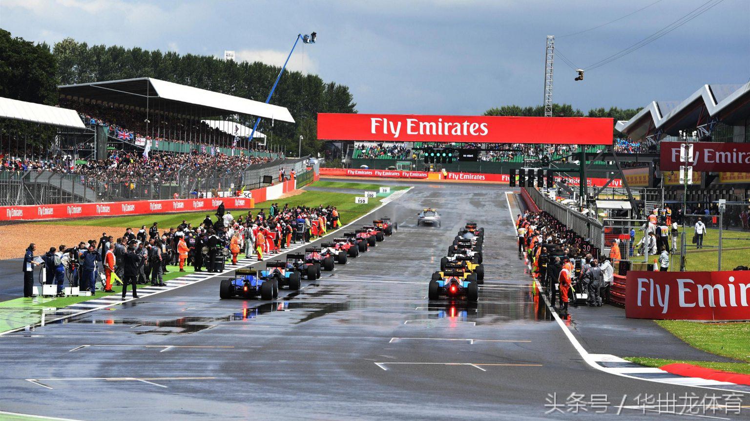 欧洲杯决赛c罗受伤飞蛾扑火,2016欧洲杯决赛c罗伤退观众