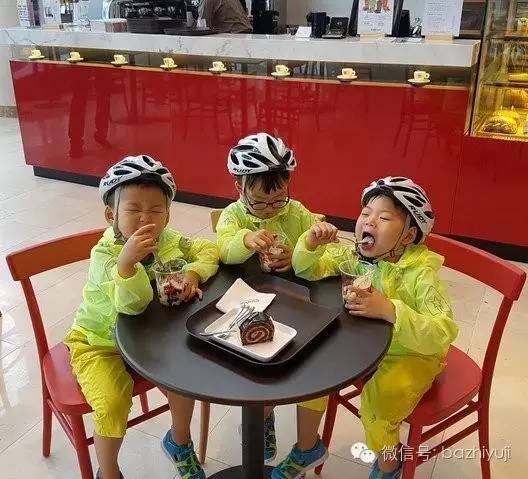 躲过宋仲基没躲过宋明国！那些年刷爆我们表情包的萌娃们