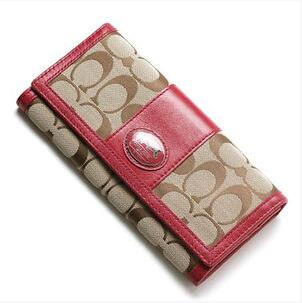 没有一个包包解决不了的问题，如果有就再买一个