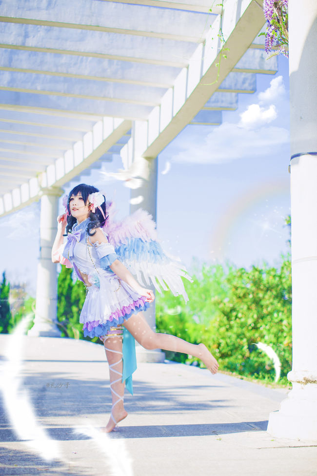 鍏湀cos濡彲 (濡彲鐧借壊鎯呬汉鑺俵ovelivecos)