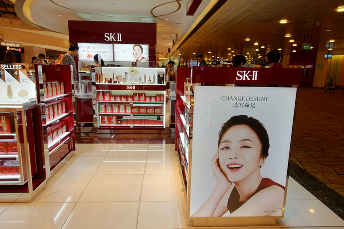 机场转机一般都去哪呆着,机场候机无聊怎么办