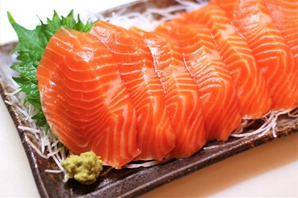 淡水三文鱼和虹鳟鱼的区别,三文鱼和淡水虹鳟的区别