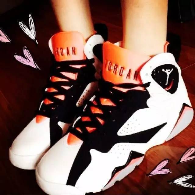 夏天快到了推荐穿什么鞋女,夏天出去玩穿什么鞋子舒服好看