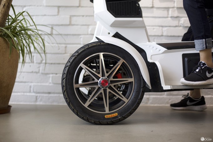 数字小尾巴评测,数字尾巴测评小米九透明版