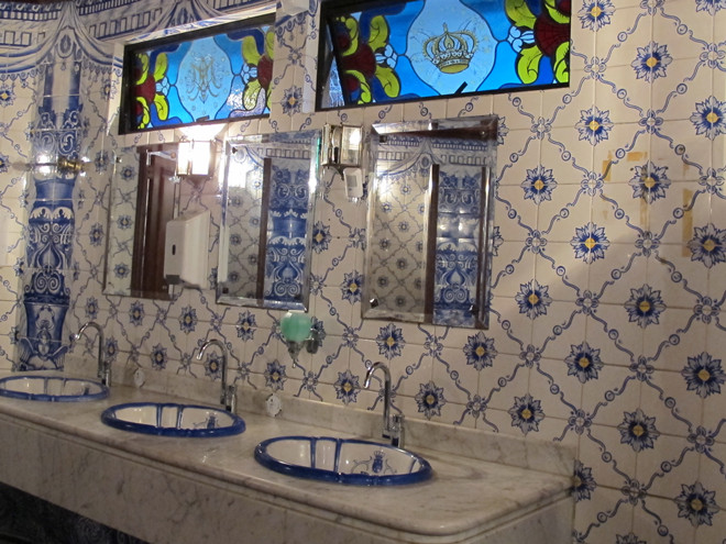 巴西人也爱“青花瓷”说说我在巴西见到的瓷砖和卫浴