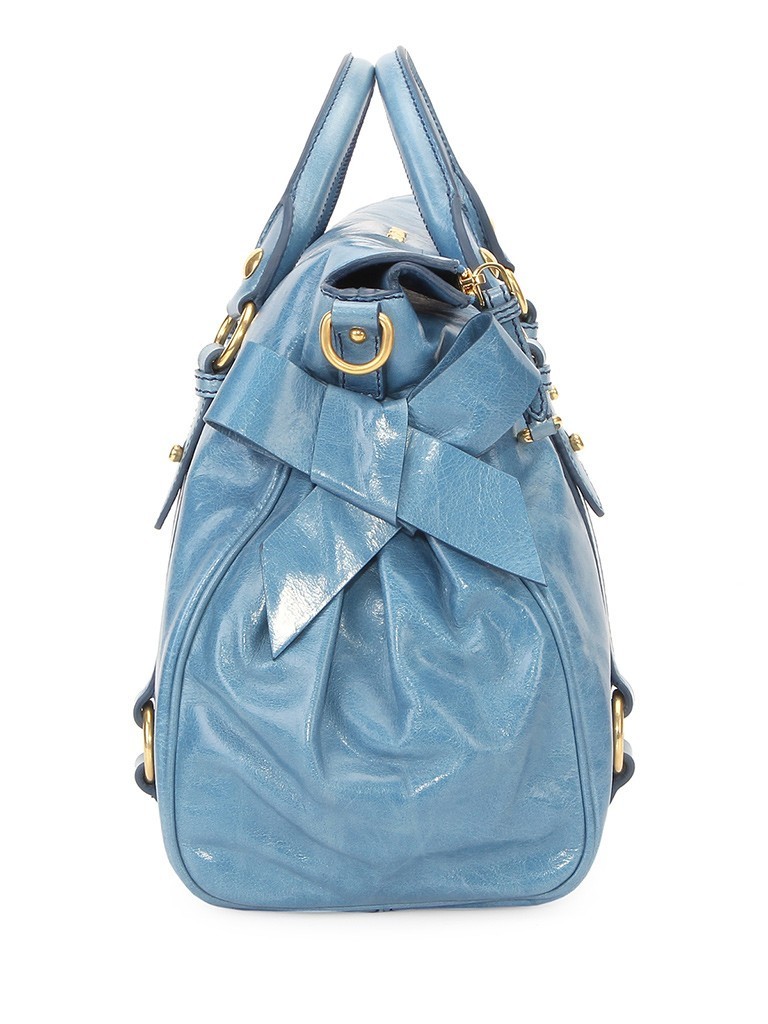 prada普拉达知名度,prada普拉达是高奢品牌吗