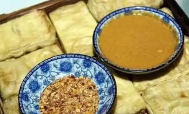 云南人吃饭蘸水,我们云南人吃啥都必须配这碗蘸水