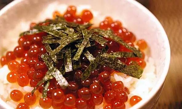 淡水三文鱼和虹鳟鱼的区别,三文鱼和淡水虹鳟的区别